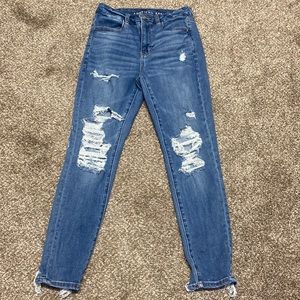 American Eagle Ripped Curvy High-Rise Jeggings